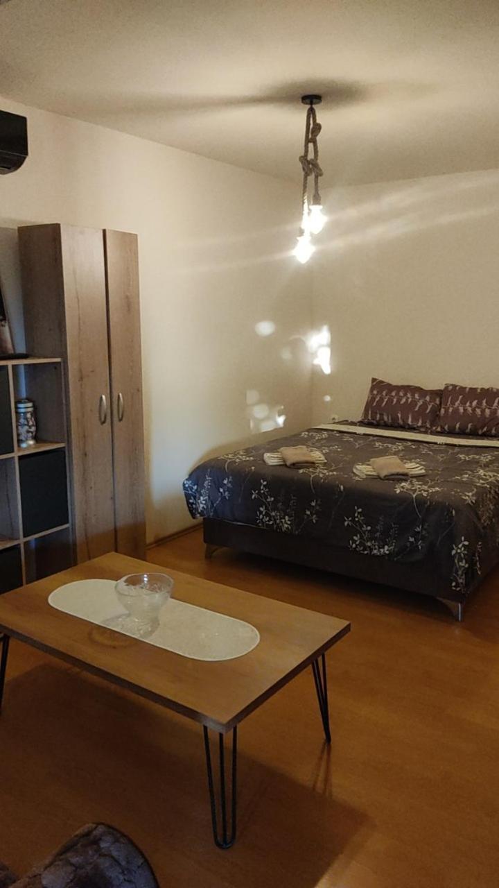 Guest House Stevovski Elshani 外观 照片